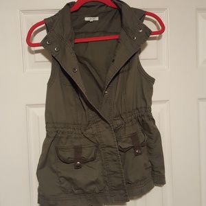 Green maurices vest